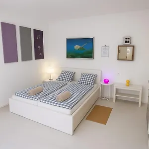  Apartament Fantastico Ruhige Top-lage, Balkon Oder Terrasse, Gratis Parkplatz & Klimaanlage, Ideal Fuer Paare Und Alleinreisende